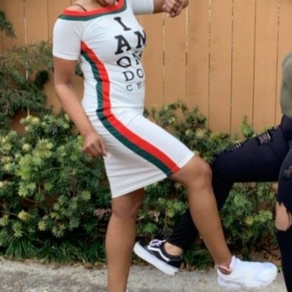 Dress - Picture 6 of 6